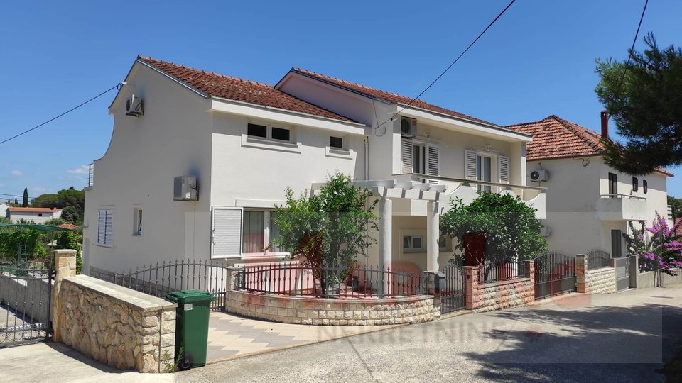 House, 308 m2, For Sale, Kukljica