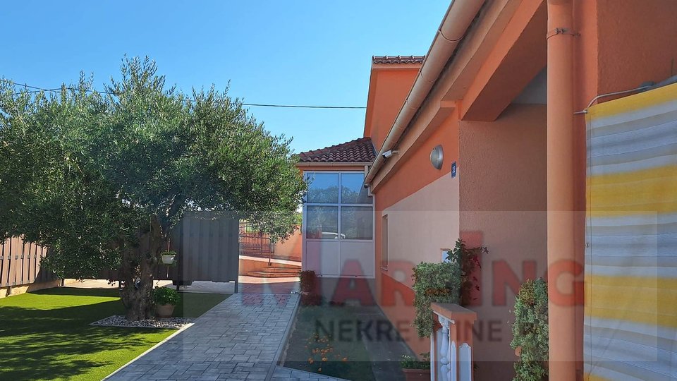 Casa, 268 m2, Vendita, Zadar-okolica - Murvica